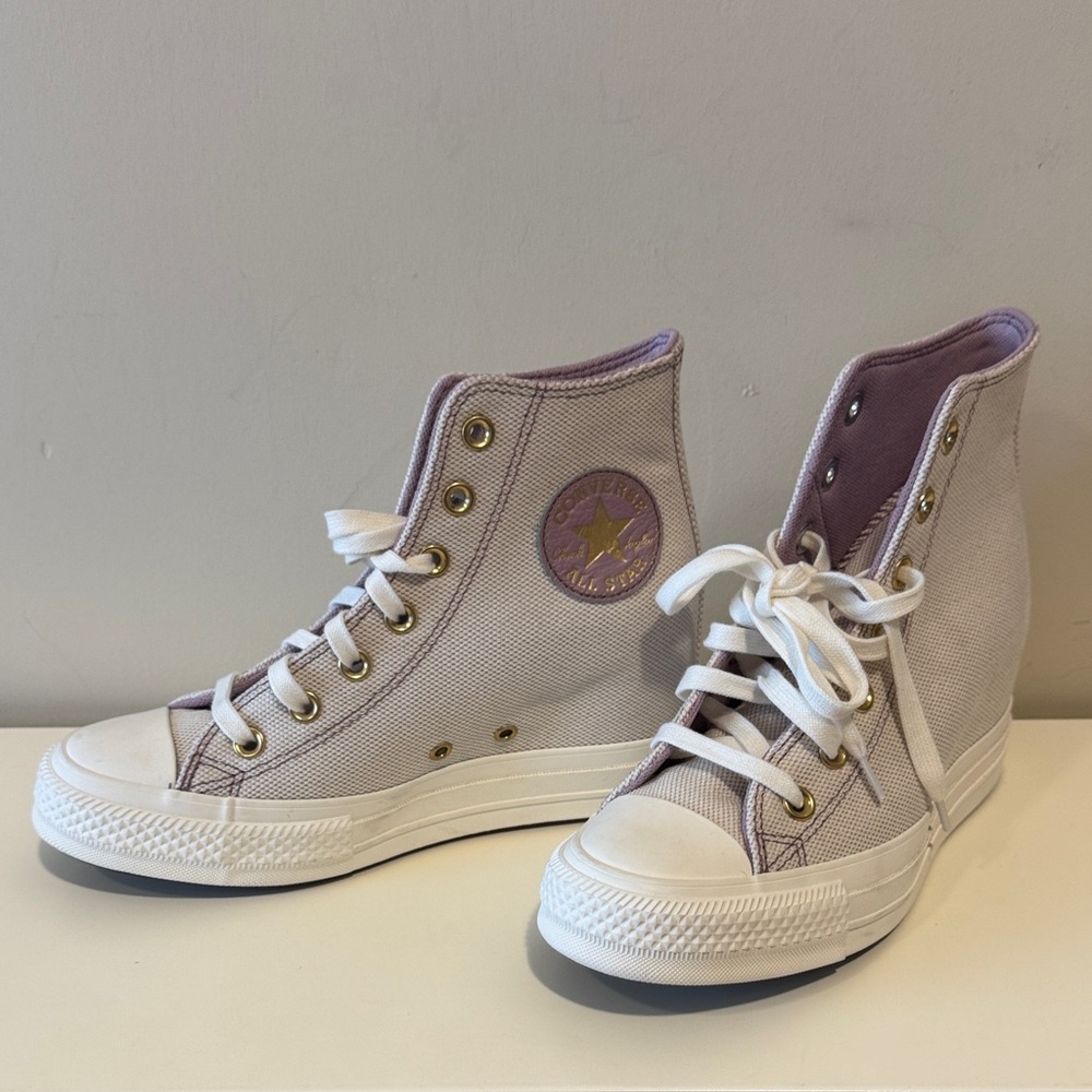 Converse Women's High-Top Sneakers size 6.5- White and Lavender